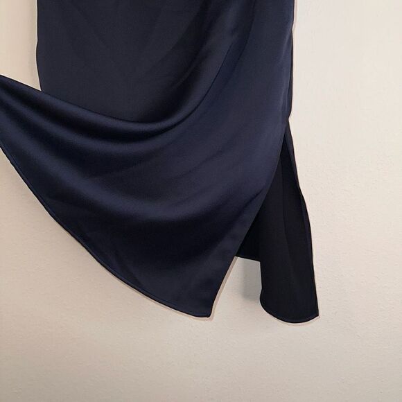 Banana Republic Limited Edition Womens 6 Navy Satin Asymmetric Modern Camisole - Picture 3 of 9